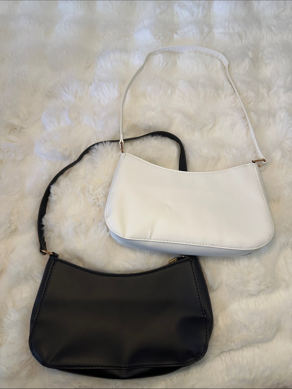 Elegant Bow Accent Shoulder Bag - White and Black - Picture 2 of 6